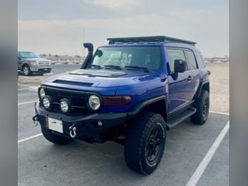 Toyota  FJ Cruiser  2012  Automatic  270,000 Km  6 Cylinder  Four Wheel Drive (4WD)  SUV  Blue