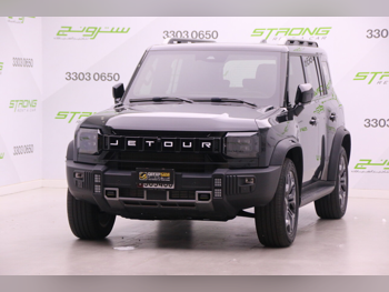 Jetour  T2  Luxury Plus  2025  Automatic  14,000 Km  4 Cylinder  Four Wheel Drive (4WD)  SUV  Black  With Warranty