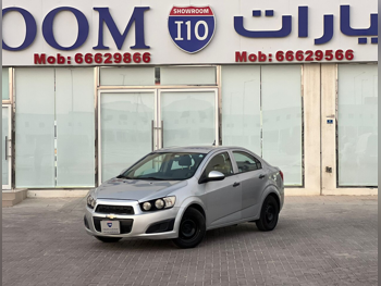 شفروليه  سونيك  2015  اوتوماتيك  132,000 كم  4 سلندر  سحب امامي  سيدان  فضي