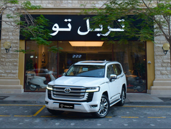 تويوتا  لاند كروزر  في اكس توين توربو  2025  اوتوماتيك  0 كم  6 سلندر  دفع رباعي  اس يو في  أبيض  تحت الضمان