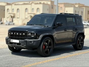 Jetour  T2  Luxury  2025  Automatic  25,000 Km  4 Cylinder  Four Wheel Drive (4WD)  SUV  Black  With Warranty