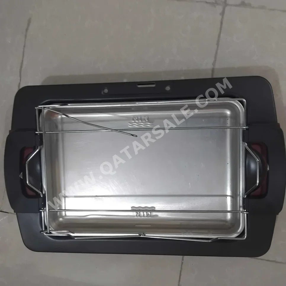 شوايات كهربائية أسود