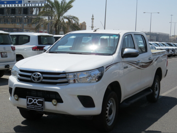 Toyota Hilux 2019 Automatic 16,000 Km 4 Cylinder Four Wheel Drive (4WD) Pick Up White