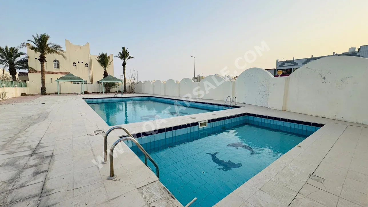 Compound  - Not Furnished  - Doha  - Al Thumama  - 4 Bedrooms