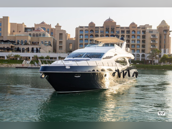 Majesty  77  USA  2012  White  77 ft  With Parking