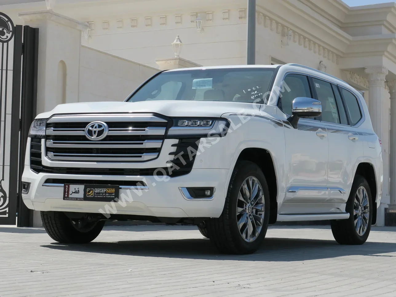 تويوتا لاند كروزر في اكس توين توربو 2025 اوتوماتيك 11,000 كم 6 سلندر دفع رباعي اس يو في أبيض تحت الضمان