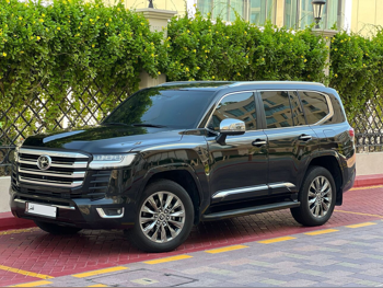 Toyota  Land Cruiser  VXR Twin Turbo  2023  Automatic  41,000 Km  6 Cylinder  Four Wheel Drive (4WD)  SUV  Black  With Warranty