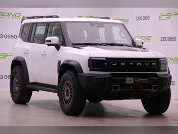 Jetour  T2  2025  Automatic  12,000 Km  4 Cylinder  Four Wheel Drive (4WD)  SUV  White  With Warranty