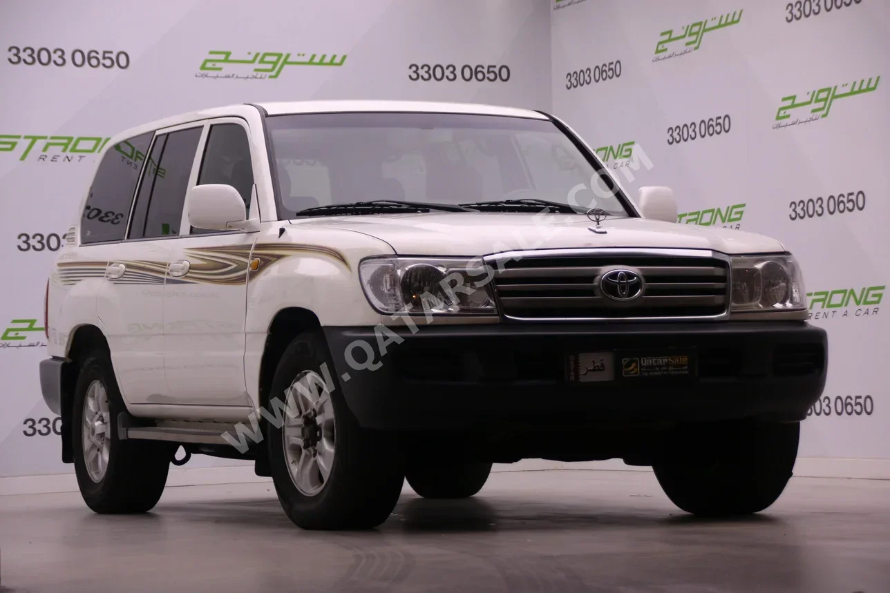 Toyota  Land Cruiser  GXR  2007  Automatic  296,000 Km  6 Cylinder  Four Wheel Drive (4WD)  SUV  White