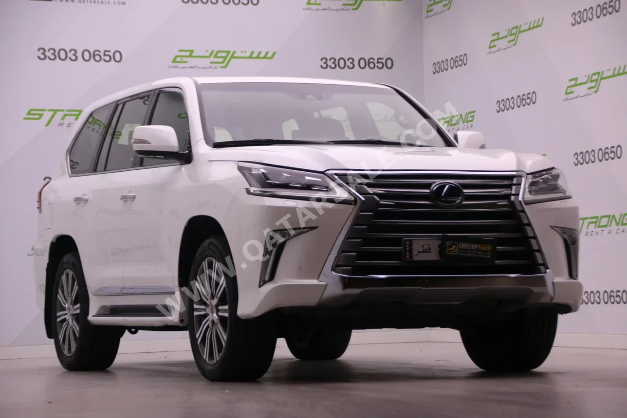 Lexus  LX  570  2016  Automatic  383,000 Km  8 Cylinder  Four Wheel Drive (4WD)  SUV  White