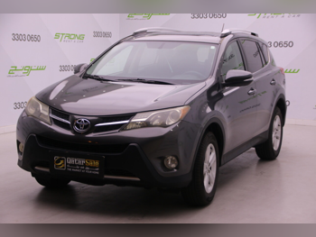 Toyota  Rav 4  2013  Automatic  138,000 Km  4 Cylinder  Front Wheel Drive (FWD)  SUV  Gray