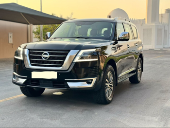 Nissan  Patrol  Platinum  2020  Automatic  123,000 Km  6 Cylinder  Four Wheel Drive (4WD)  SUV  Black