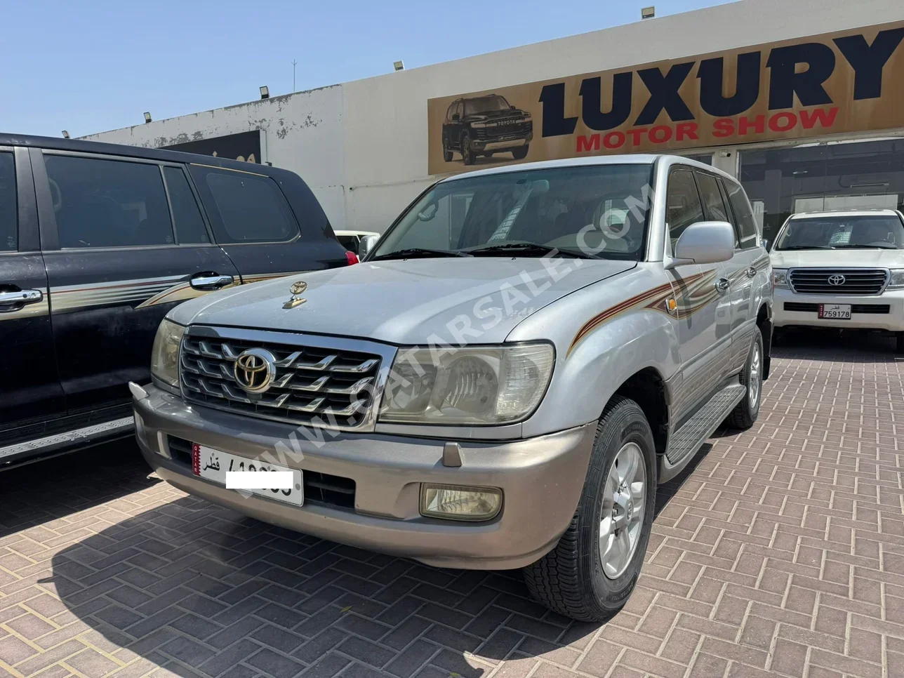 تويوتا  لاند كروزر  جي اكس ار  2007  اوتوماتيك  258,000 كم  6 سلندر  دفع رباعي  اس يو في  فضي