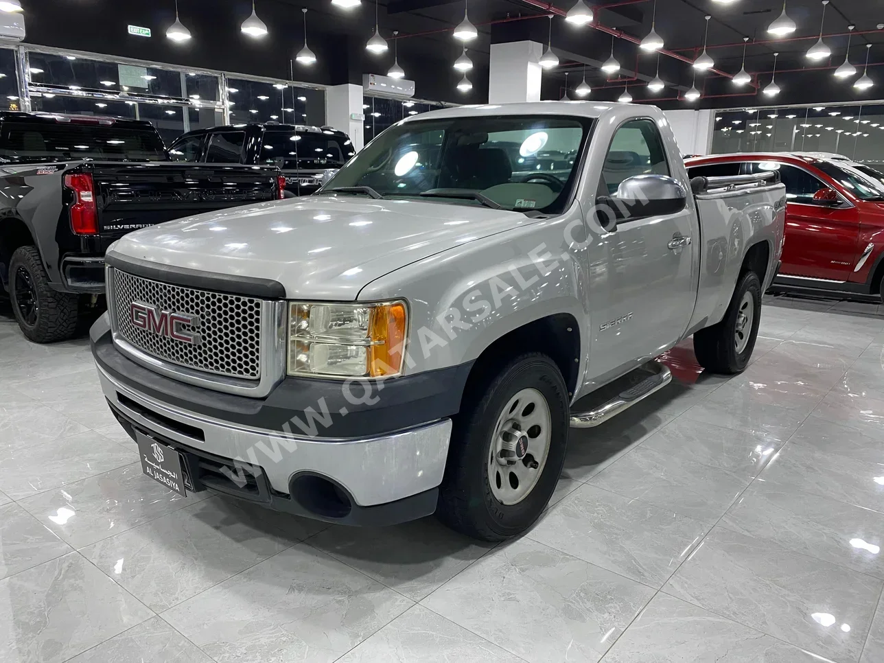 GMC  Sierra  1500  2011  Automatic  164,000 Km  6 Cylinder  Four Wheel Drive (4WD)  Pick Up  Silver