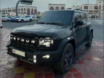 Jetour  T2  Luxury Plus  2025  Automatic  22,000 Km  4 Cylinder  Four Wheel Drive (4WD)  SUV  Black  With Warranty