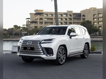 لكزس ال اكس 600 لكجري 2024 اوتوماتيك 3,000 كم 6 سلندر دفع رباعي اس يو في أبيض تحت الضمان