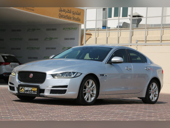 Jaguar  XE  Prestige  2016  Automatic  102,000 Km  4 Cylinder  Rear Wheel Drive (RWD)  Sedan  Silver