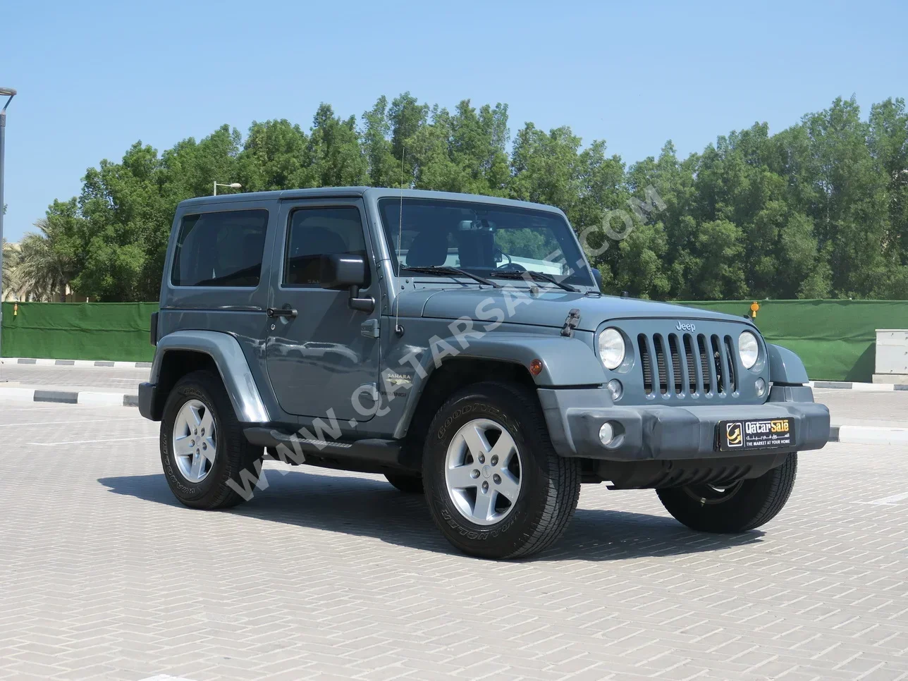 Jeep  Wrangler  Sahara  2015  Automatic  134,000 Km  6 Cylinder  Four Wheel Drive (4WD)  SUV  Gray
