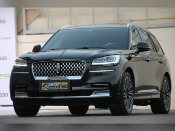 Lincoln  Aviator  Presidental  2023  Automatic  12,000 Km  6 Cylinder  Four Wheel Drive (4WD)  SUV  Black  With Warranty