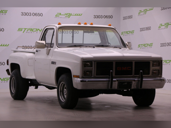 GMC  Classic  454  1985  Manual  410,000 Km  8 Cylinder  Rear Wheel Drive (RWD)  Pick Up  White