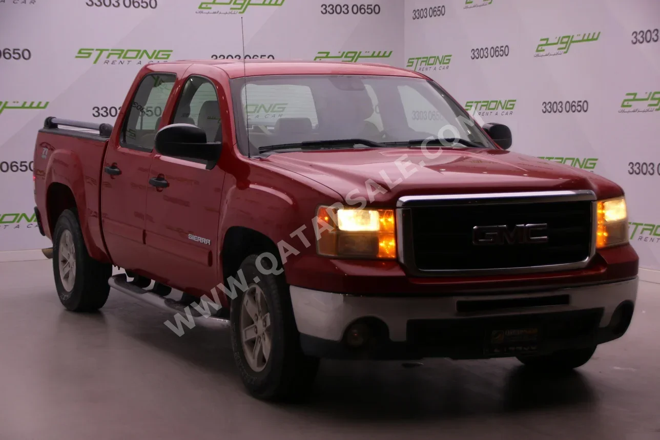 GMC  Sierra  1500  2011  Automatic  259,129 Km  8 Cylinder  Four Wheel Drive (4WD)  Pick Up  Red