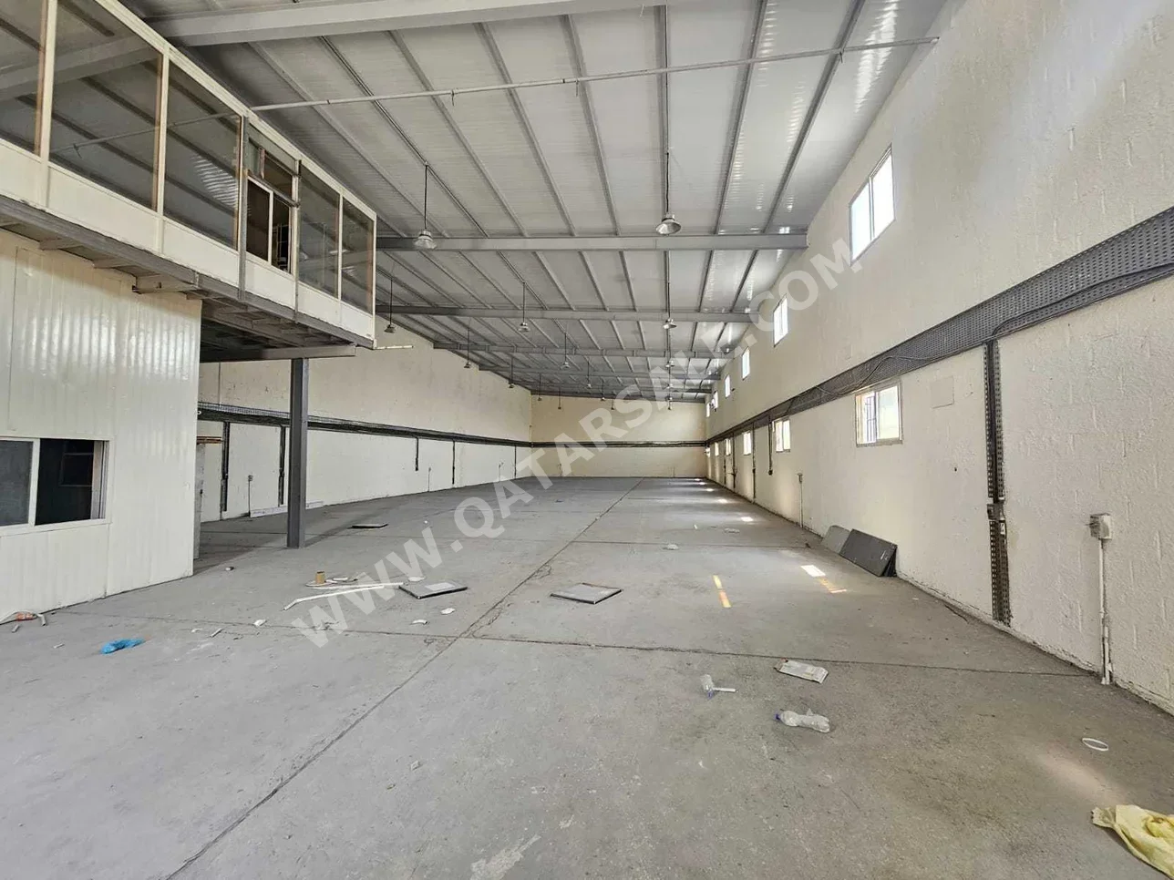 Warehouses & Stores - Al Rayyan  - Industrial Area  -Area Size: 1000 Square Meter