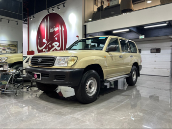 تويوتا  لاند كروزر  جي  1998  عادي  315,000 كم  6 سلندر  دفع رباعي  اس يو في  بيج