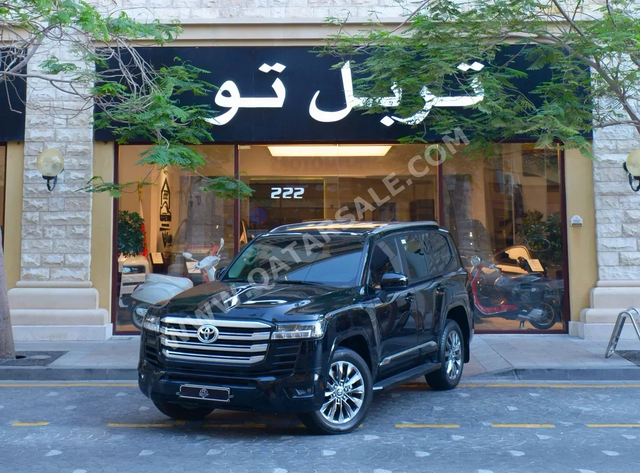 Toyota  Land Cruiser  GXR Twin Turbo  2024  Automatic  60,000 Km  6 Cylinder  Four Wheel Drive (4WD)  SUV  Black  With Warranty