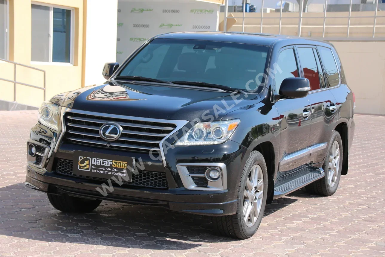 Lexus  LX  570  2014  Automatic  340,000 Km  8 Cylinder  Four Wheel Drive (4WD)  SUV  Black