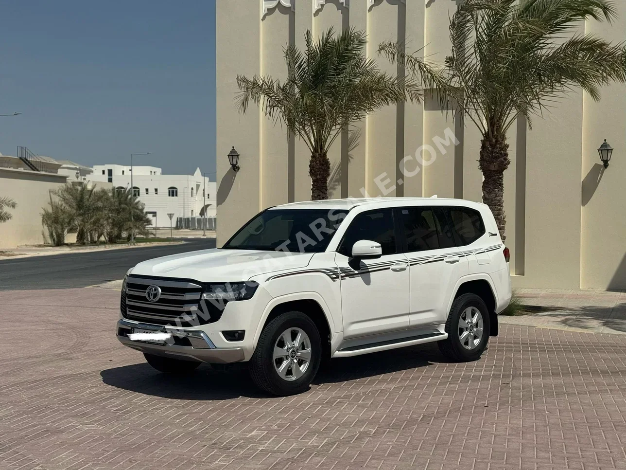 Toyota  Land Cruiser  GXR  2022  Automatic  95,000 Km  6 Cylinder  Four Wheel Drive (4WD)  SUV  White