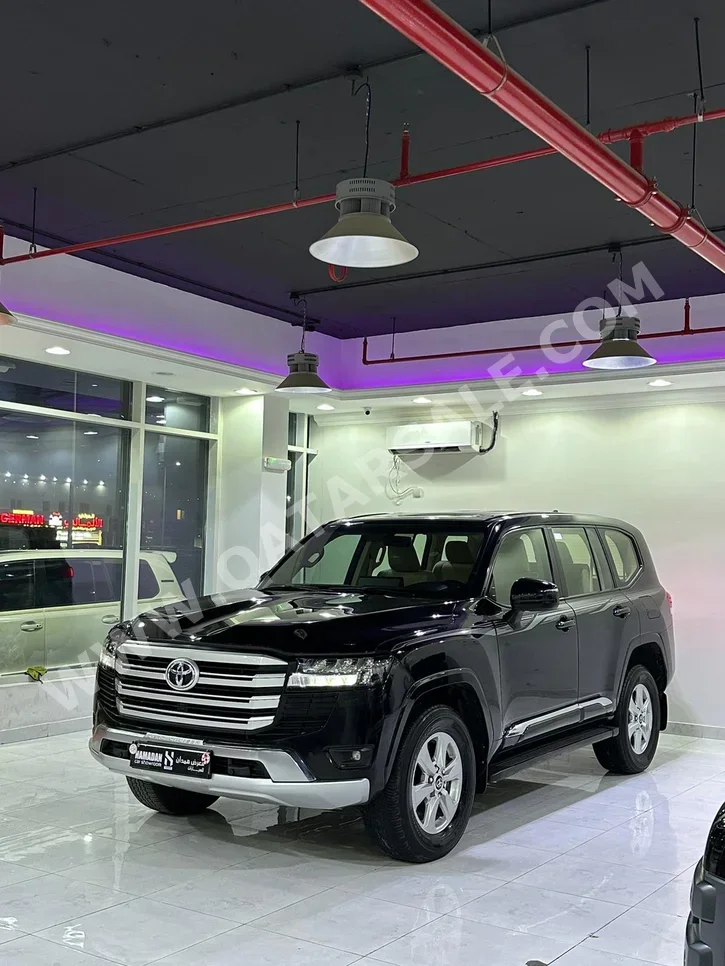 Toyota  Land Cruiser  GXR Twin Turbo  2022  Automatic  167,000 Km  6 Cylinder  Four Wheel Drive (4WD)  SUV  Black