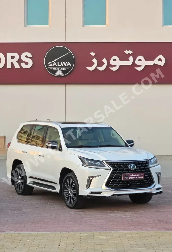 Lexus  LX  570 S  2016  Automatic  219,000 Km  8 Cylinder  Four Wheel Drive (4WD)  SUV  White