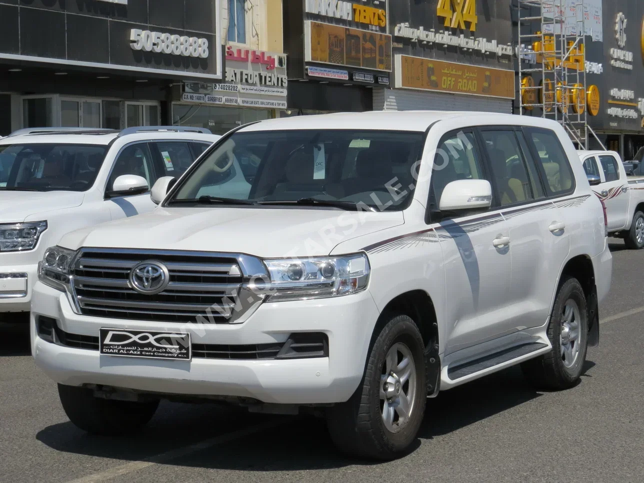 Toyota  Land Cruiser  GXR  2019  Automatic  114,000 Km  6 Cylinder  Four Wheel Drive (4WD)  SUV  White