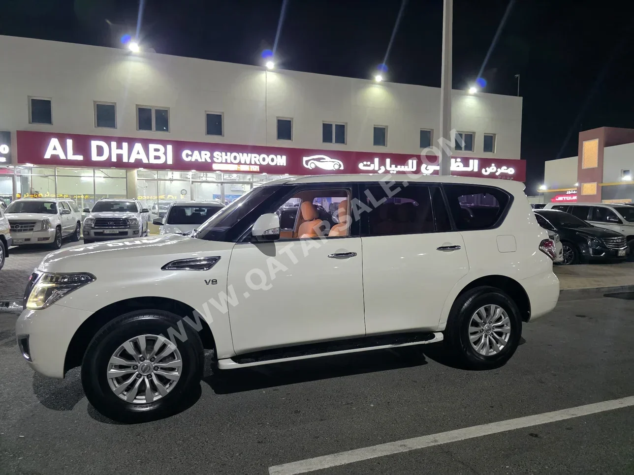Nissan  Patrol  SE  2015  Automatic  369,000 Km  8 Cylinder  Four Wheel Drive (4WD)  SUV  White