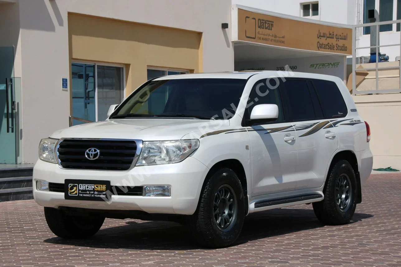 Toyota  Land Cruiser  GX  2011  Automatic  406,000 Km  6 Cylinder  Four Wheel Drive (4WD)  SUV  Pearl