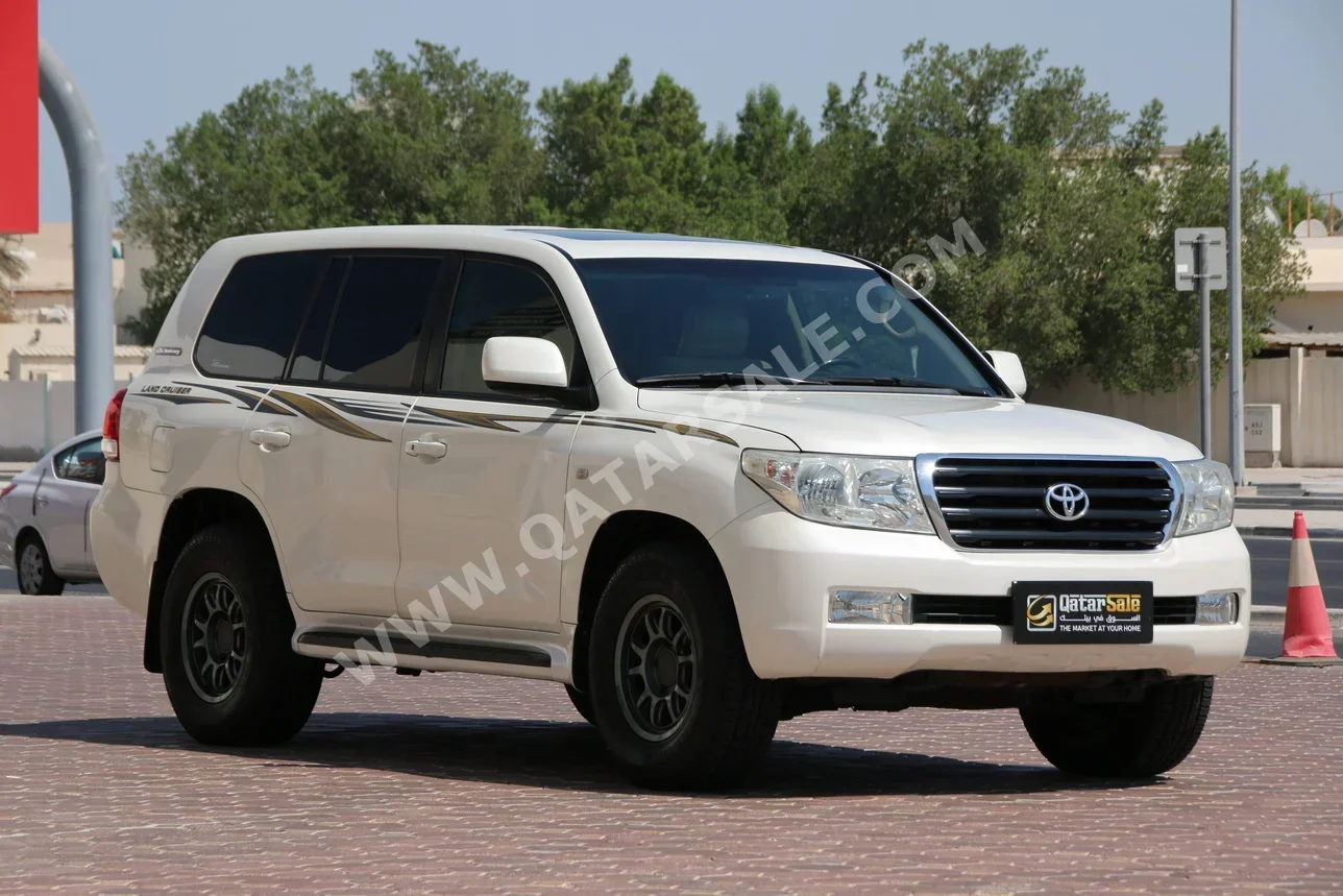 Toyota Land Cruiser GX 2011 Automatic 406,000 Km 6 Cylinder Four Wheel Drive (4WD) SUV Pearl