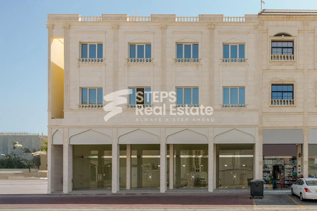 مباني ,ابراج ومجمعات - سكن عائلي  - الدوحة  - ام لخبا  للبيع
