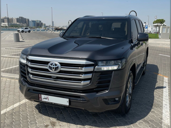 Toyota  Land Cruiser  GXR Twin Turbo  2022  Automatic  19,600 Km  6 Cylinder  Four Wheel Drive (4WD)  SUV  Gray  With Warranty