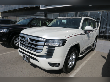 Toyota  Land Cruiser  GXR Twin Turbo  2025  Automatic  0 Km  6 Cylinder  Four Wheel Drive (4WD)  SUV  White  With Warranty