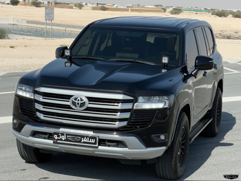 Toyota  Land Cruiser  GXR Twin Turbo  2022  Automatic  141,000 Km  6 Cylinder  Four Wheel Drive (4WD)  SUV  Black