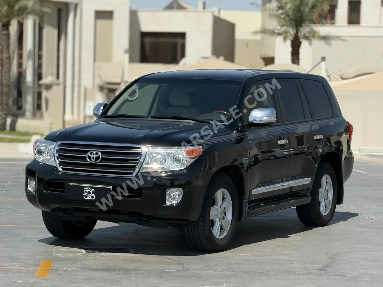 Toyota  Land Cruiser  GXR  2014  Automatic  287,000 Km  6 Cylinder  Four Wheel Drive (4WD)  SUV  Black