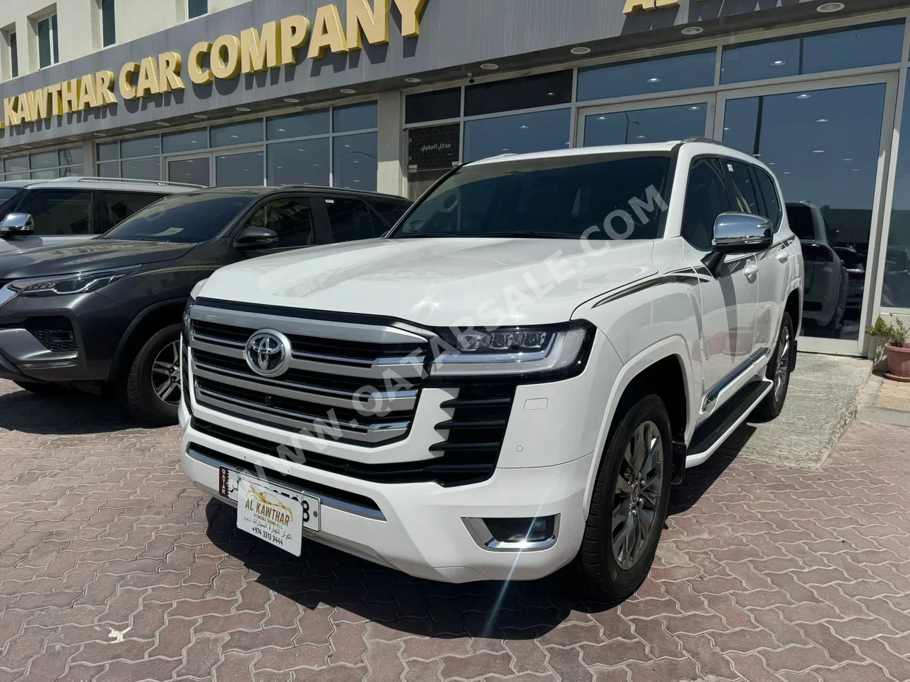 Toyota  Land Cruiser  VX Twin Turbo  2025  Automatic  27,000 Km  6 Cylinder  Four Wheel Drive (4WD)  SUV  White  With Warranty