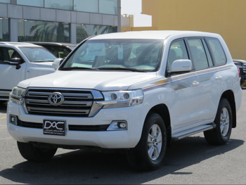Toyota  Land Cruiser  GXR  2019  Automatic  34,000 Km  8 Cylinder  Four Wheel Drive (4WD)  SUV  White