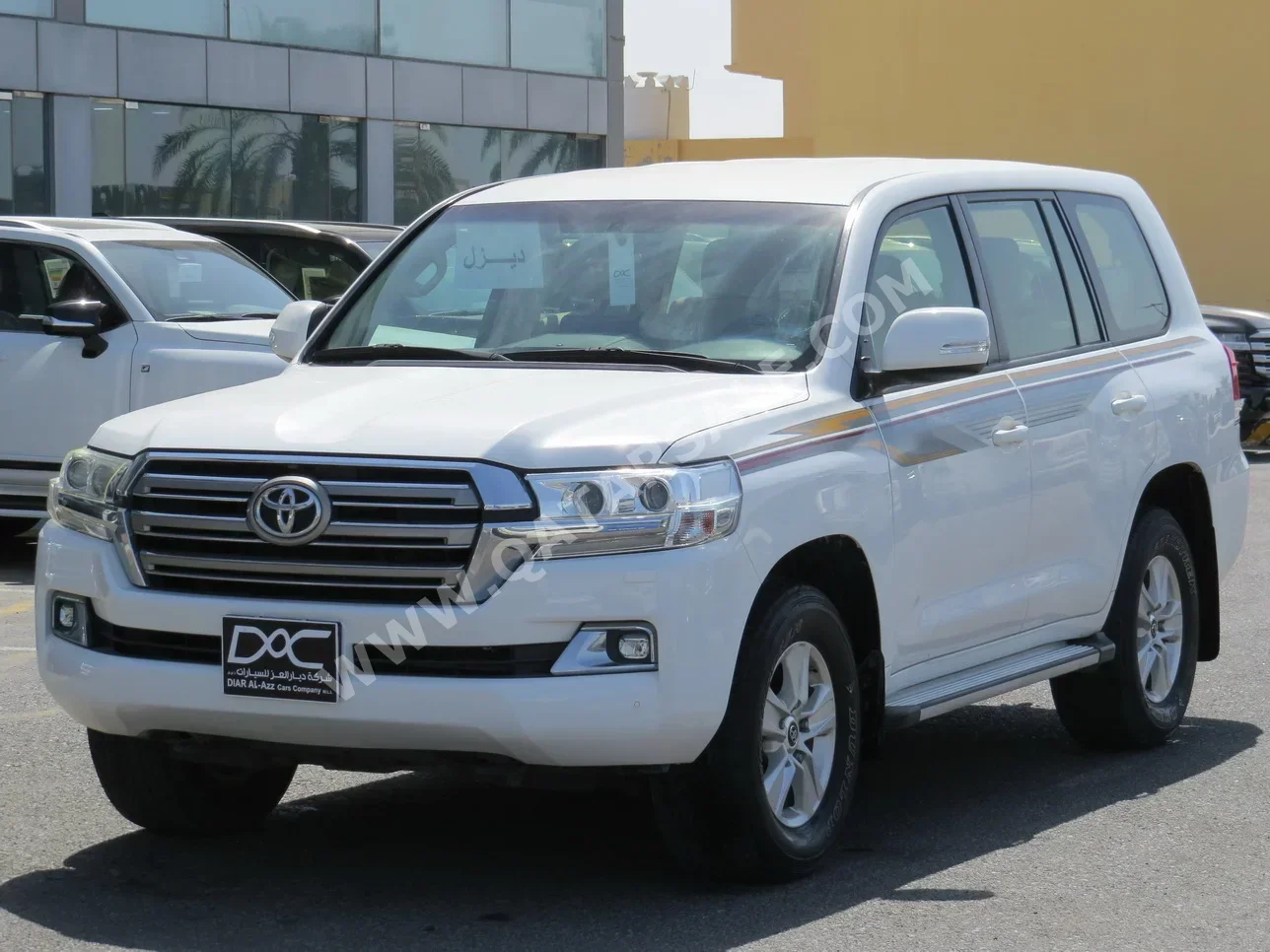 Toyota  Land Cruiser  GXR  2019  Automatic  34,000 Km  8 Cylinder  Four Wheel Drive (4WD)  SUV  White
