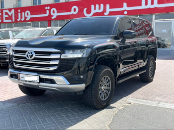 تويوتا  لاند كروزر  جي اكس ار توين توربو  2023  اوتوماتيك  80,000 كم  6 سلندر  دفع رباعي  اس يو في  أسود  تحت الضمان