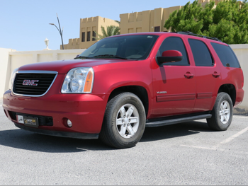 GMC  Yukon  2012  Automatic  32,000 Km  8 Cylinder  Rear Wheel Drive (RWD)  SUV  Maroon