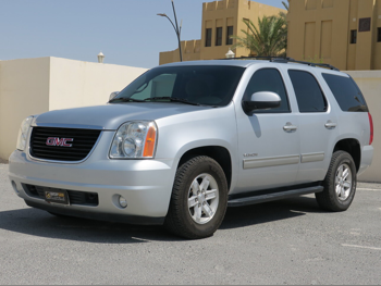 GMC  Yukon  2012  Automatic  217,000 Km  8 Cylinder  Four Wheel Drive (4WD)  SUV  Silver