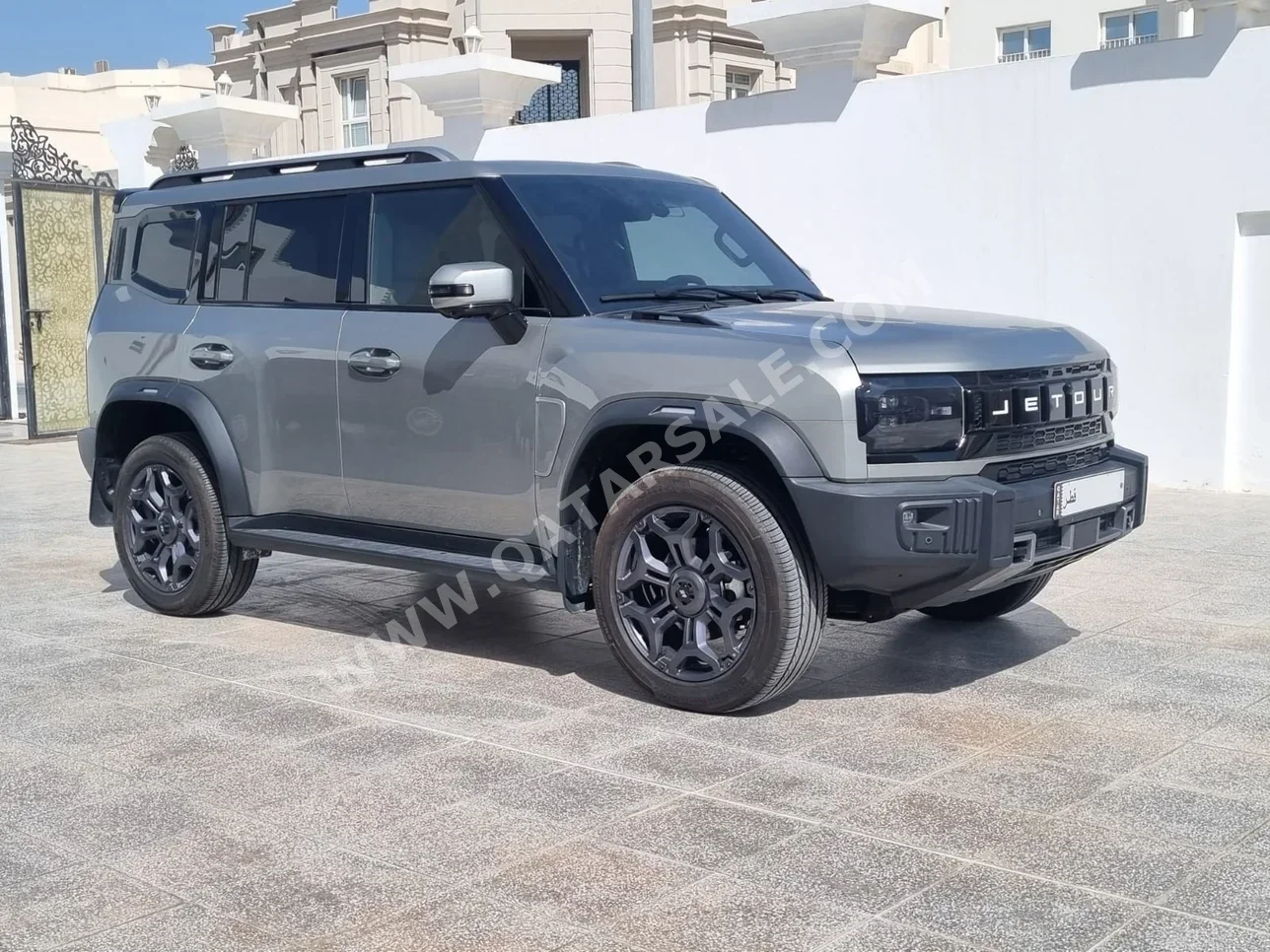 Jetour  T2  Luxury  2025  Automatic  23,000 Km  4 Cylinder  Four Wheel Drive (4WD)  SUV  Silver  With Warranty