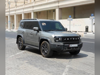 Jetour  T2  Luxury  2025  Automatic  17,700 Km  4 Cylinder  Four Wheel Drive (4WD)  SUV  Gray  With Warranty