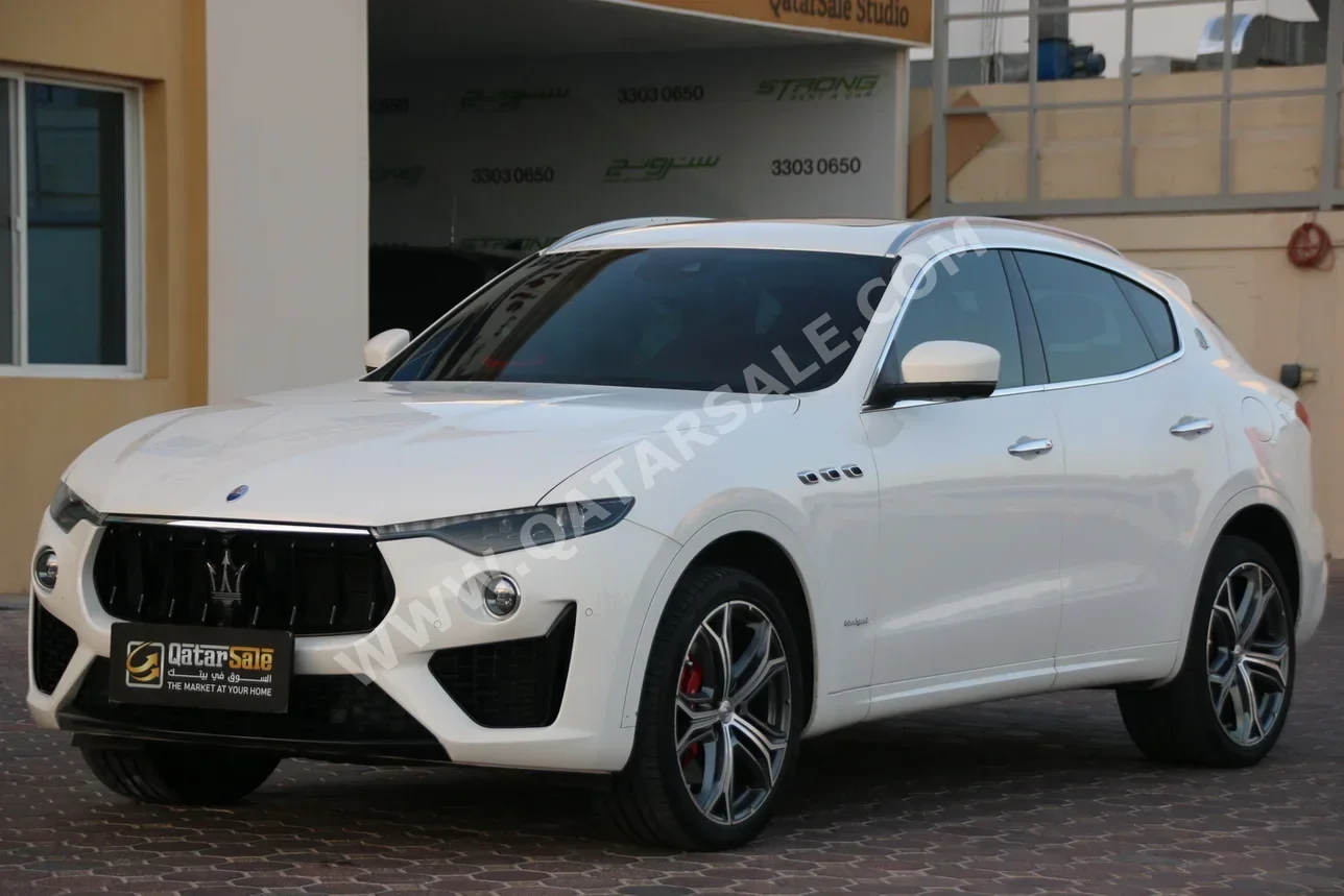 Maserati  Levante  SQ4  2019  Automatic  88,000 Km  6 Cylinder  Four Wheel Drive (4WD)  SUV  White